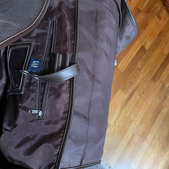 Vintage gap brown leather  bag - Picture 3 of 3